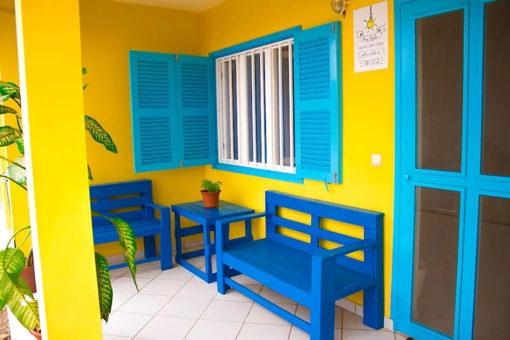 Relaxing Blue Flat Near Beach! Calheta 0*,  Cabo Verde