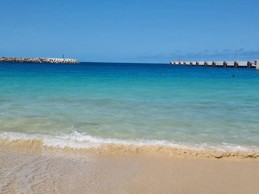 Relaxing Blue Flat Near Beach! Calheta