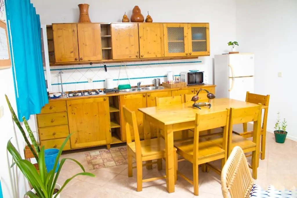 Relaxing Blue Flat Near Beach! Calheta